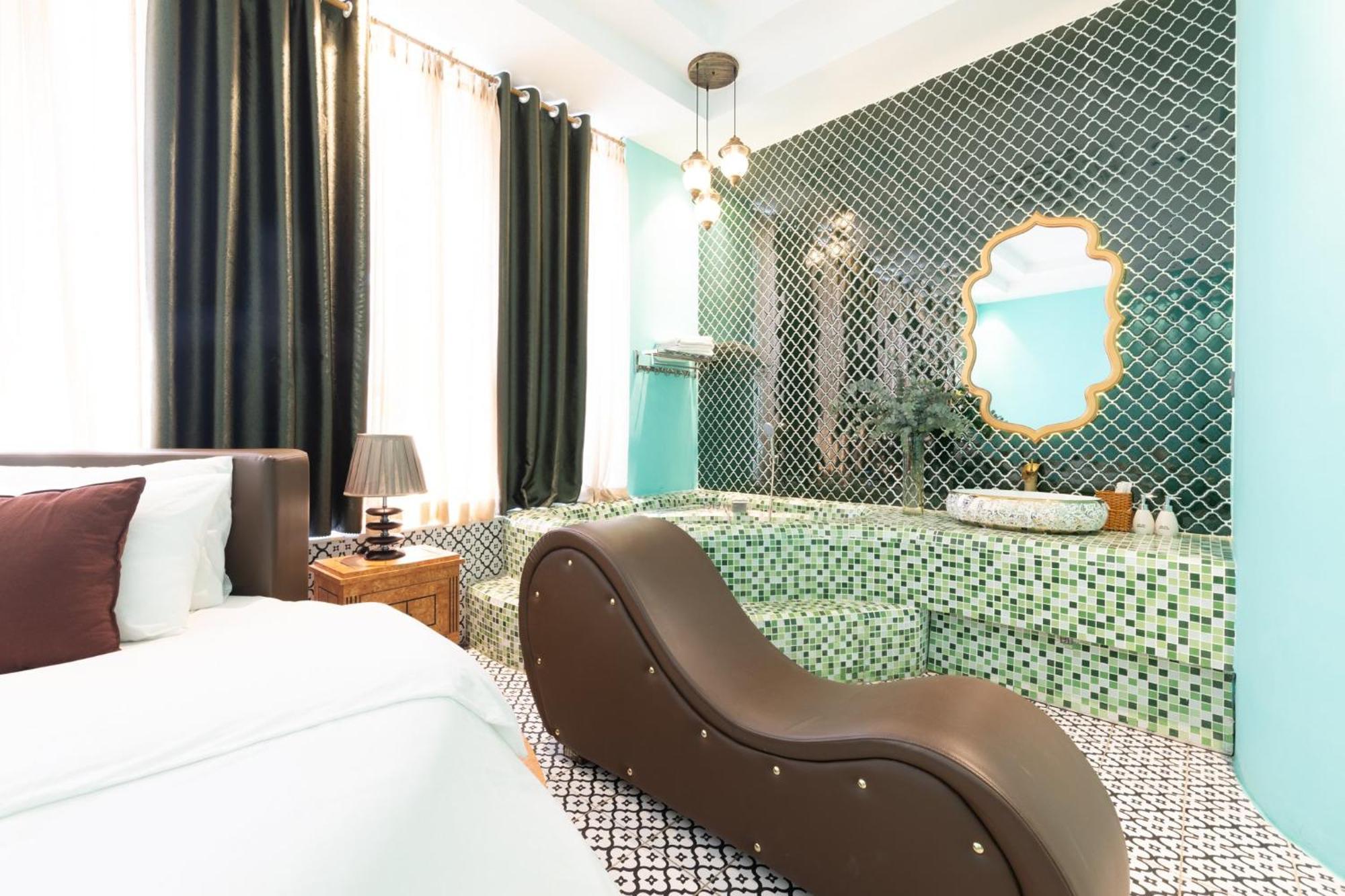 Secret Garden Hotel Хошимин Екстериор снимка