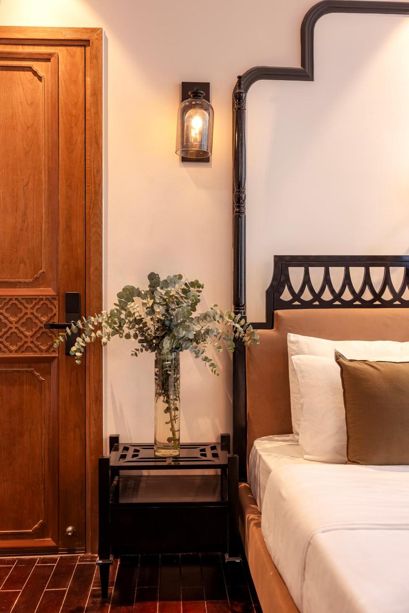 Secret Garden Hotel Хошимин Екстериор снимка